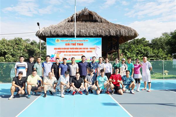Phòng cảnh sát điều tra tội phạm về ma túy tổ chức giải thể thao chào mừng kỷ niệm 80 năm Ngày truyền thống CAND